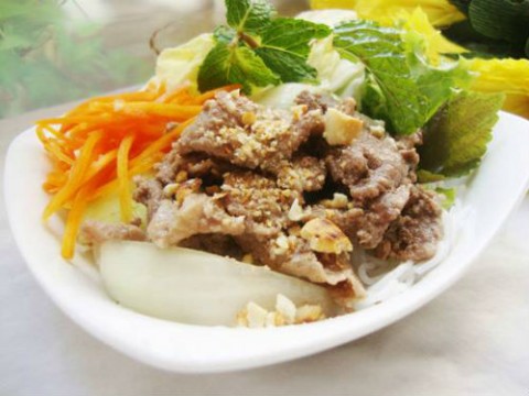 3 món bún khô ngon miệng cho bữa sáng